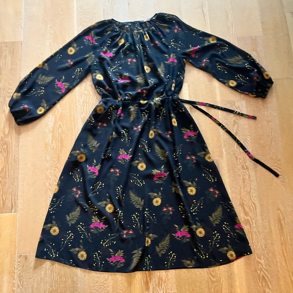 Uniqlo Dresses & Skirts - Uniqlo Black Floral Midi Dress gently worn